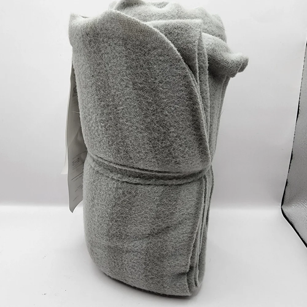 IKEA Vitmossa Fleece Throw 47x63